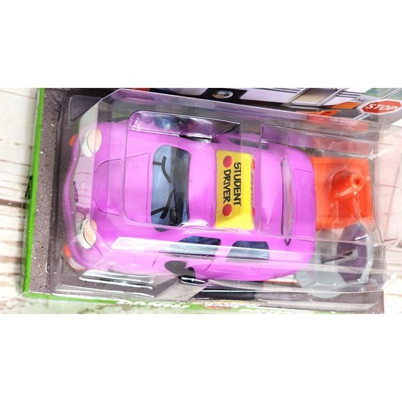Vintage 1998 Chevron Cars Danni Driver - Toy Car with Moving Eyes & Traffic Cone - Picture 4 of 14